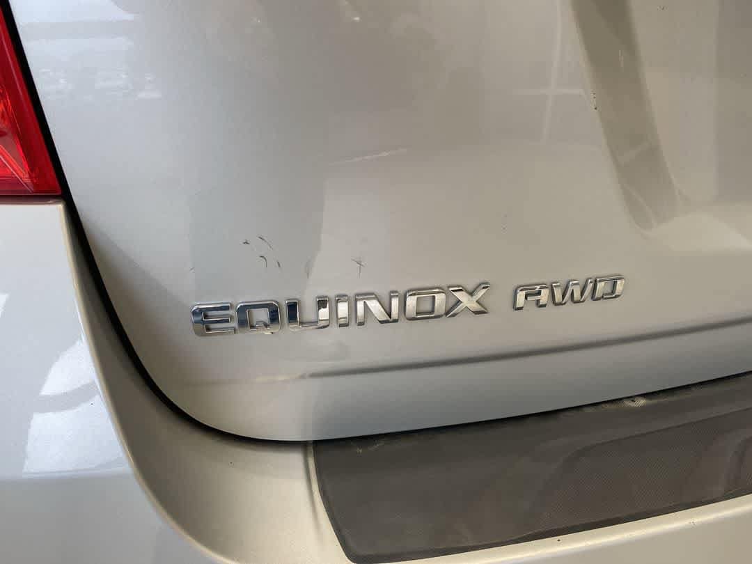 Thumbnail: 2017 Chevrolet Equinox - 10