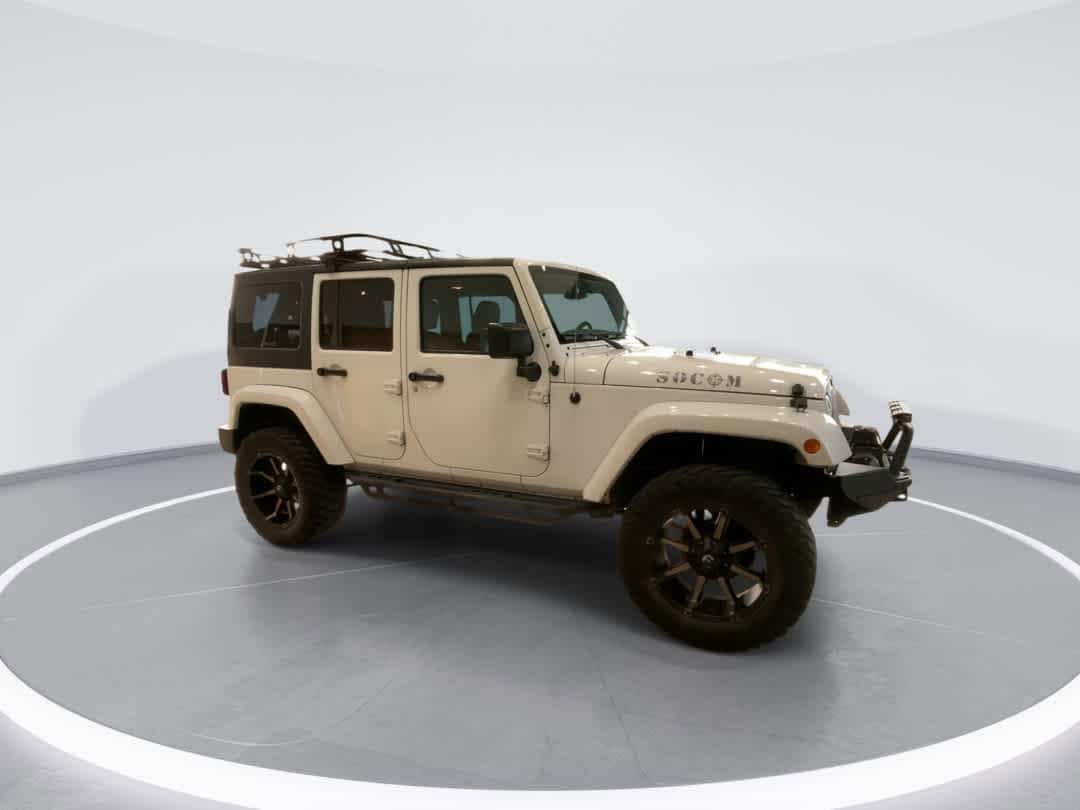 Thumbnail: 2016 Jeep Wrangler - 2
