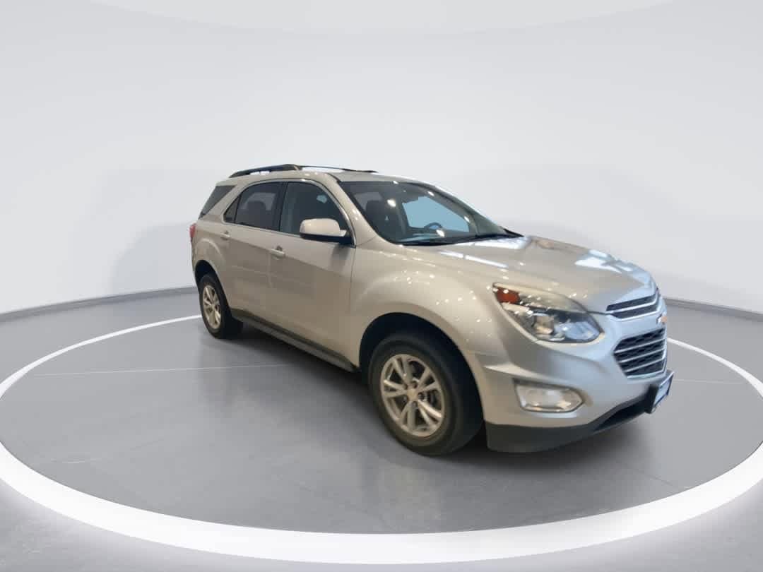 Thumbnail: 2017 Chevrolet Equinox - 2