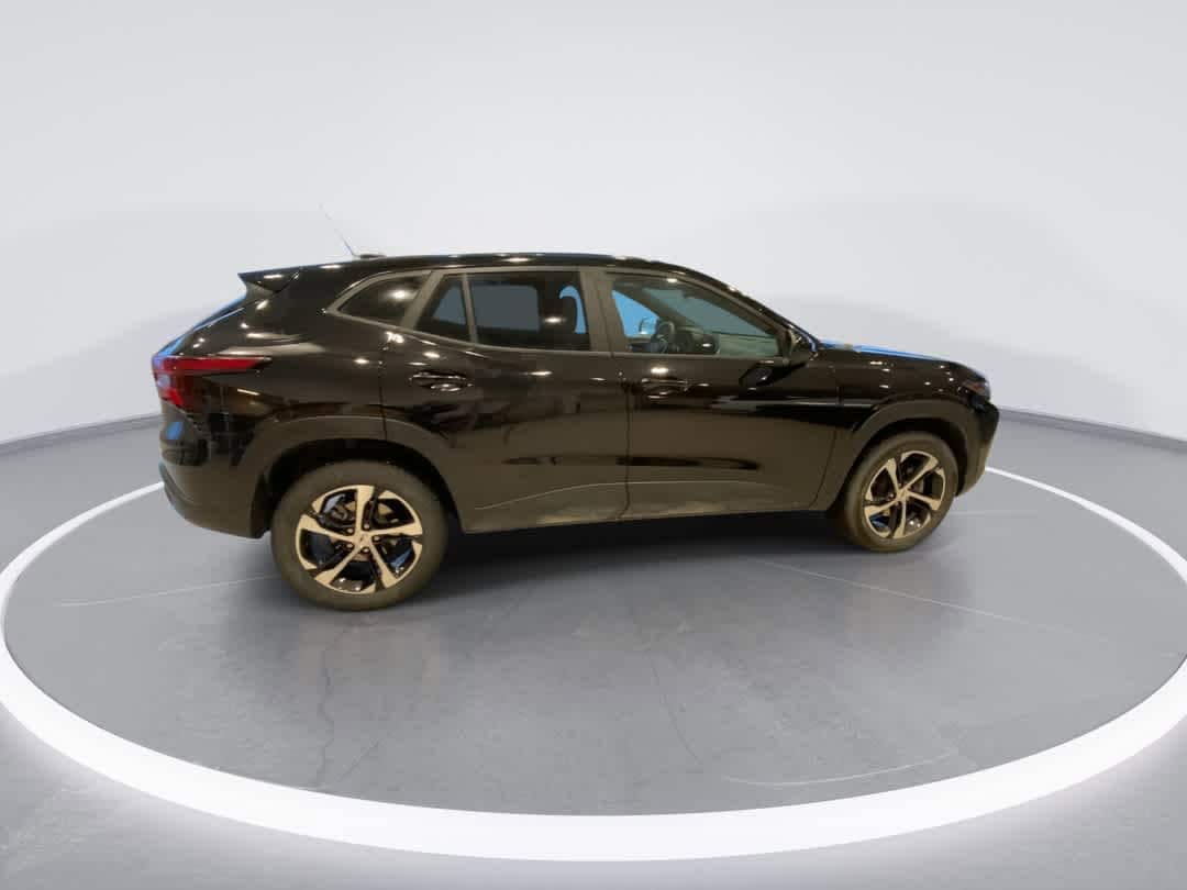 Thumbnail: 2025 Chevrolet Trax - 9