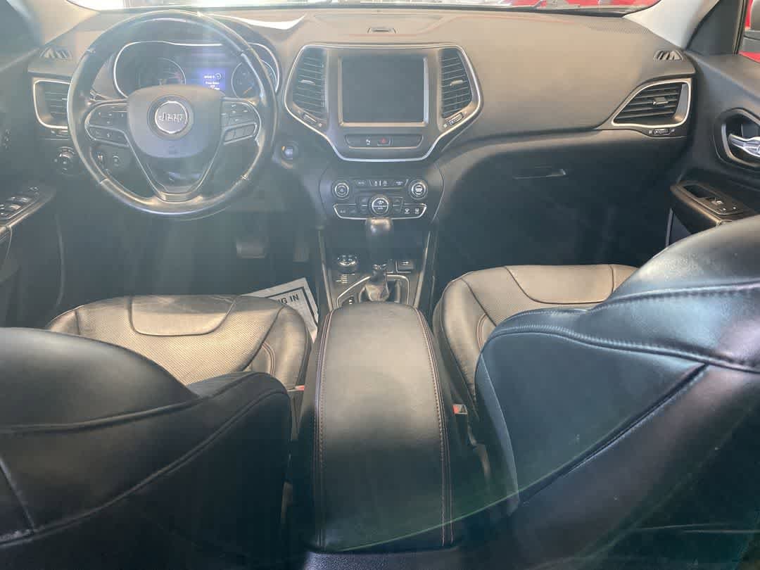Thumbnail: 2020 Jeep Cherokee - 23