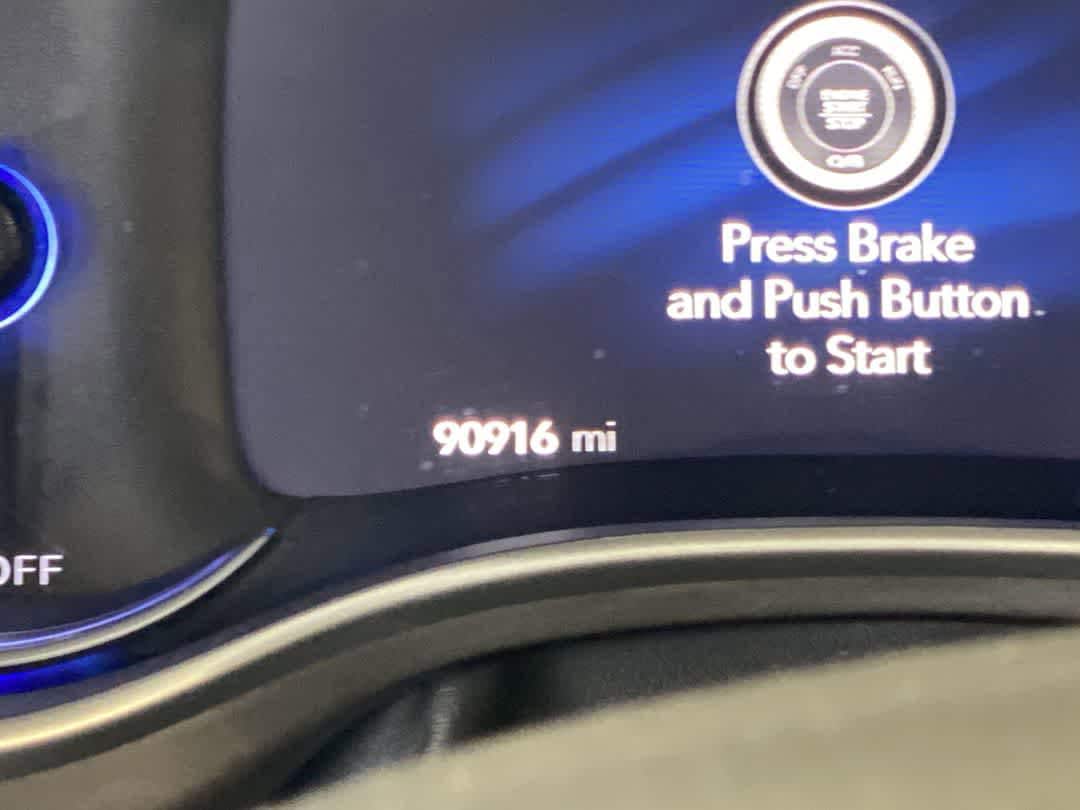 Thumbnail: 2021 Chrysler Pacifica - 17