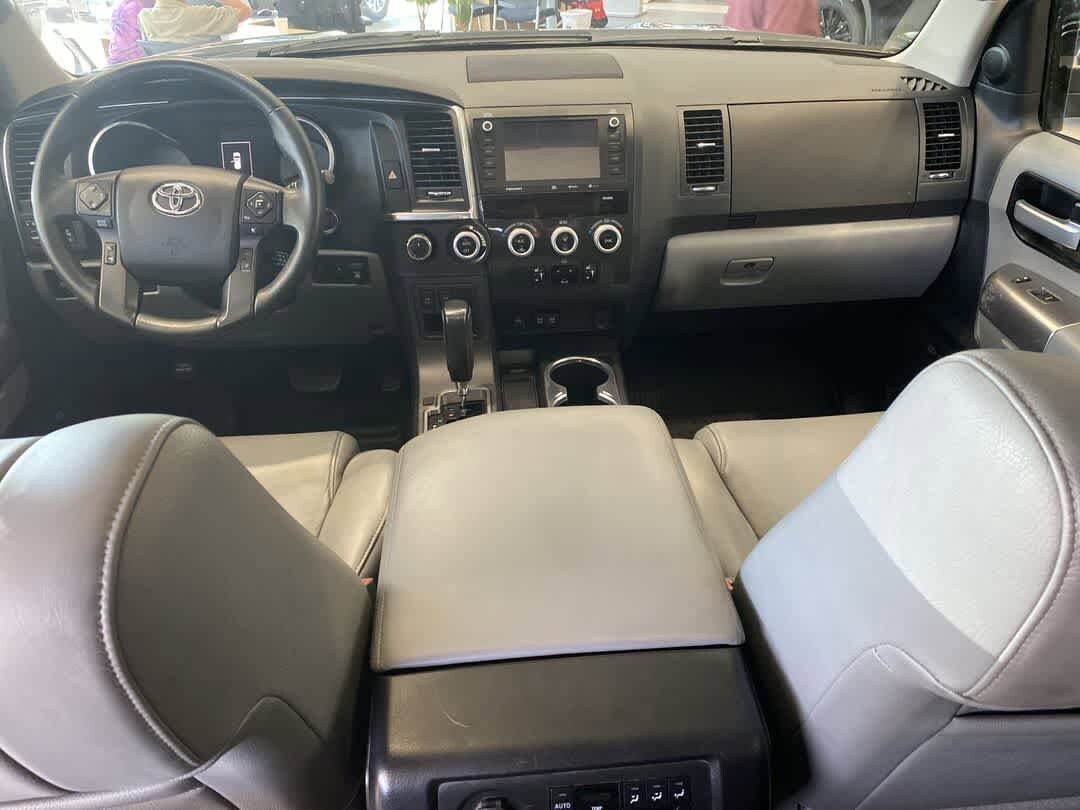 Thumbnail: 2021 Toyota Sequoia - 22