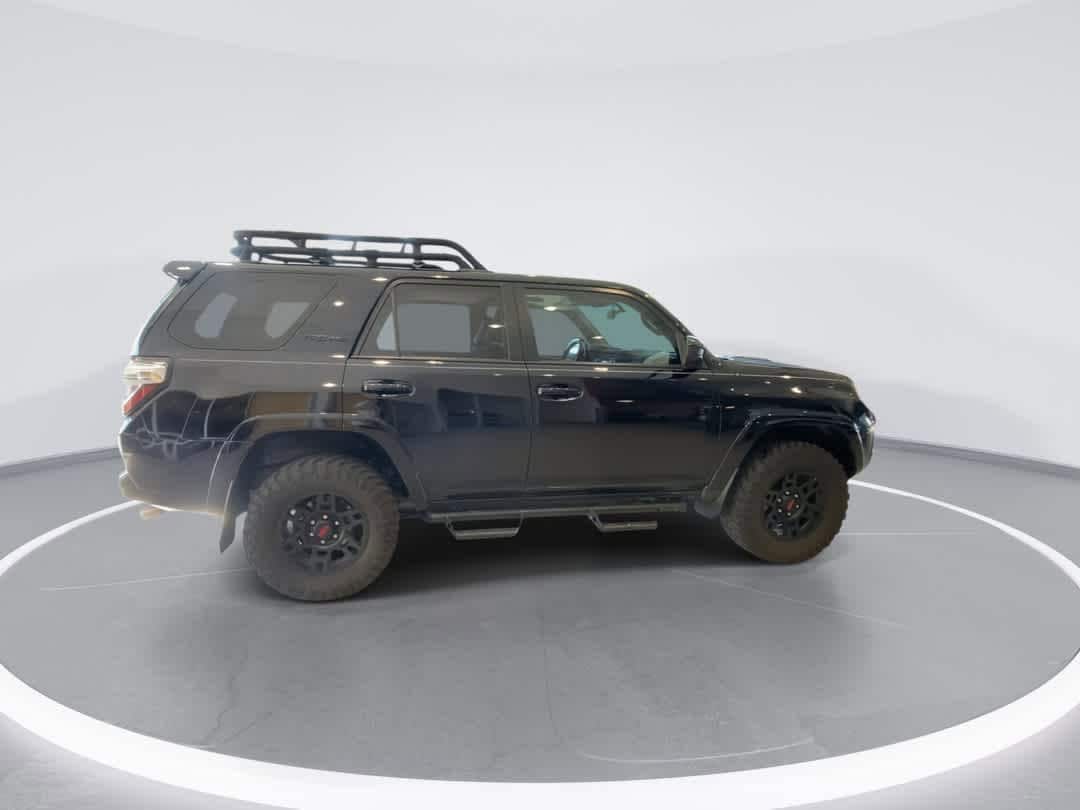 Thumbnail: 2019 Toyota 4Runner - 9