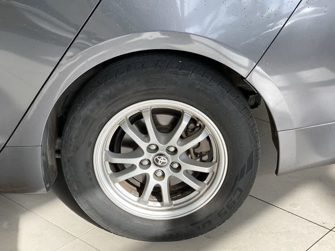Thumbnail: 2018 Toyota Prius - 13