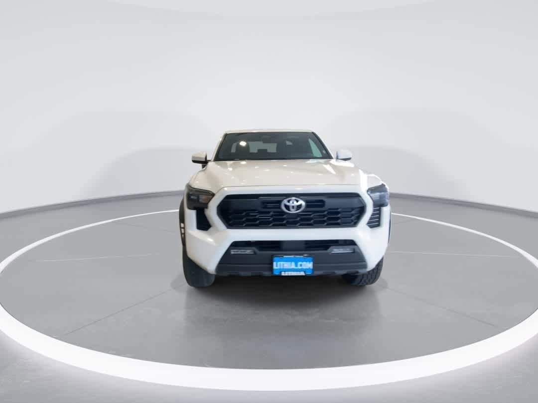 Thumbnail: 2024 Toyota Tacoma - 3