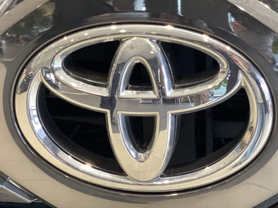 Thumbnail: 2025 Toyota Tundra - 10