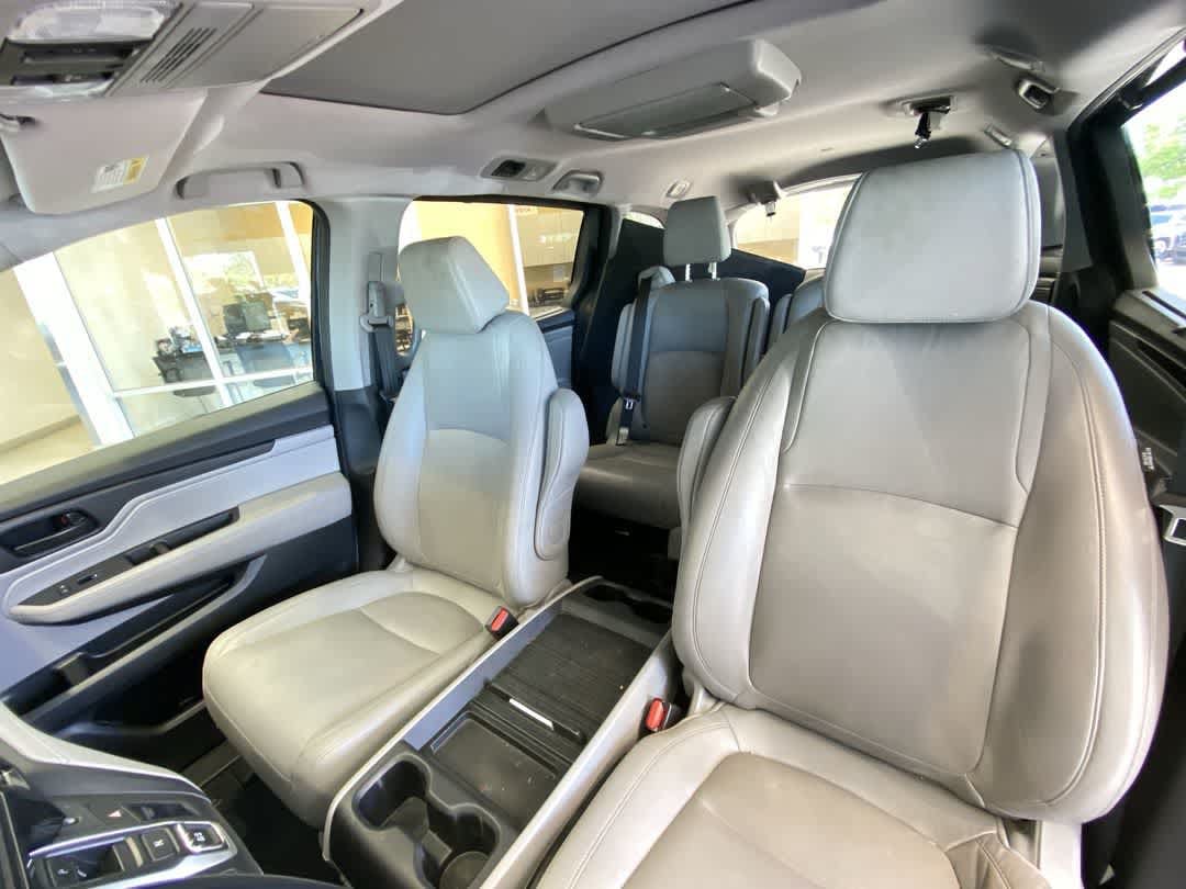 Thumbnail: 2018 Honda Odyssey - 13
