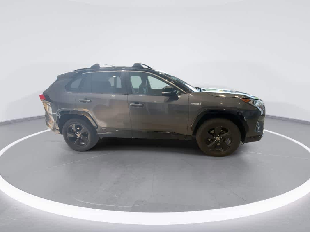 Thumbnail: 2020 Toyota RAV4 - 9