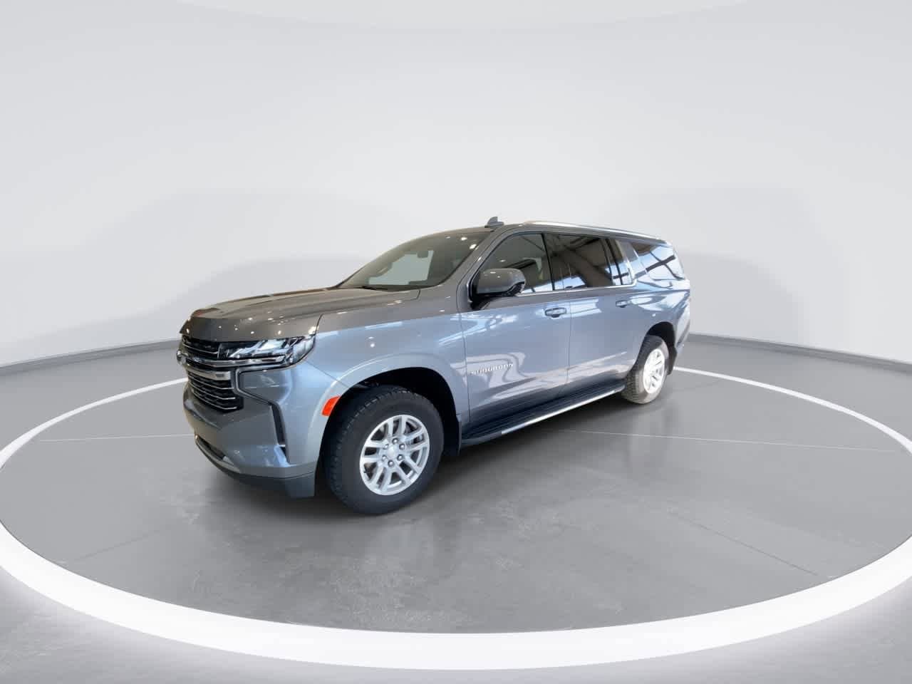 Thumbnail: 2021 Chevrolet Suburban - 4