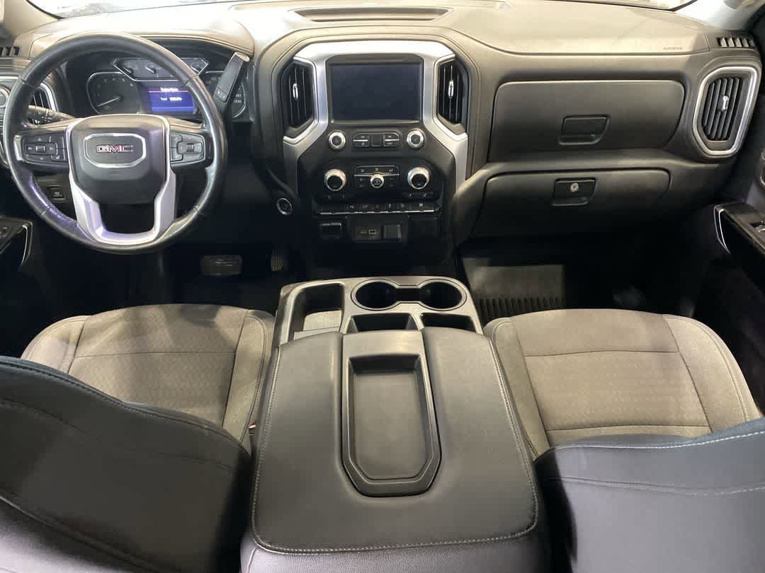 Thumbnail: 2021 GMC Sierra 3500 - 21