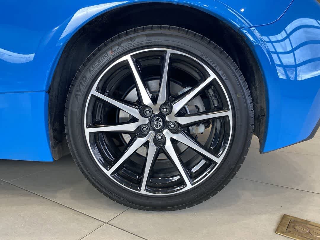 Thumbnail: 2022 Toyota GR86 - 11