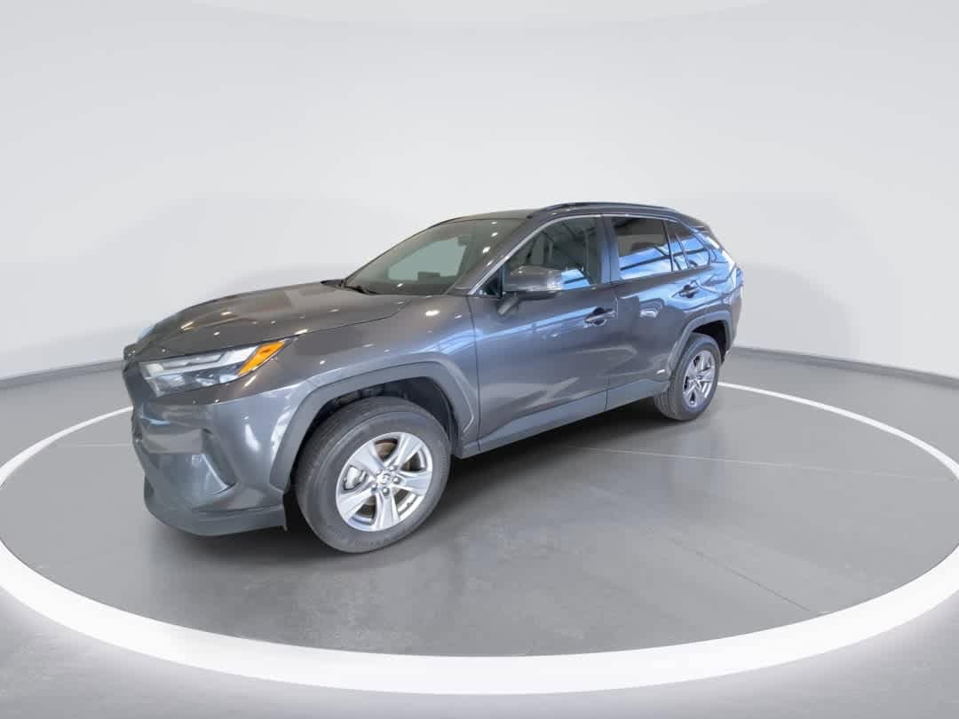 Thumbnail: 2022 Toyota RAV4 - 4