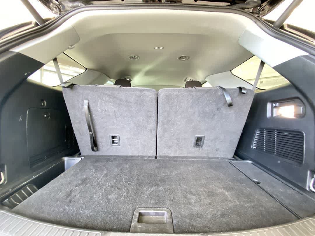 Thumbnail: 2023 Ford Explorer - 26