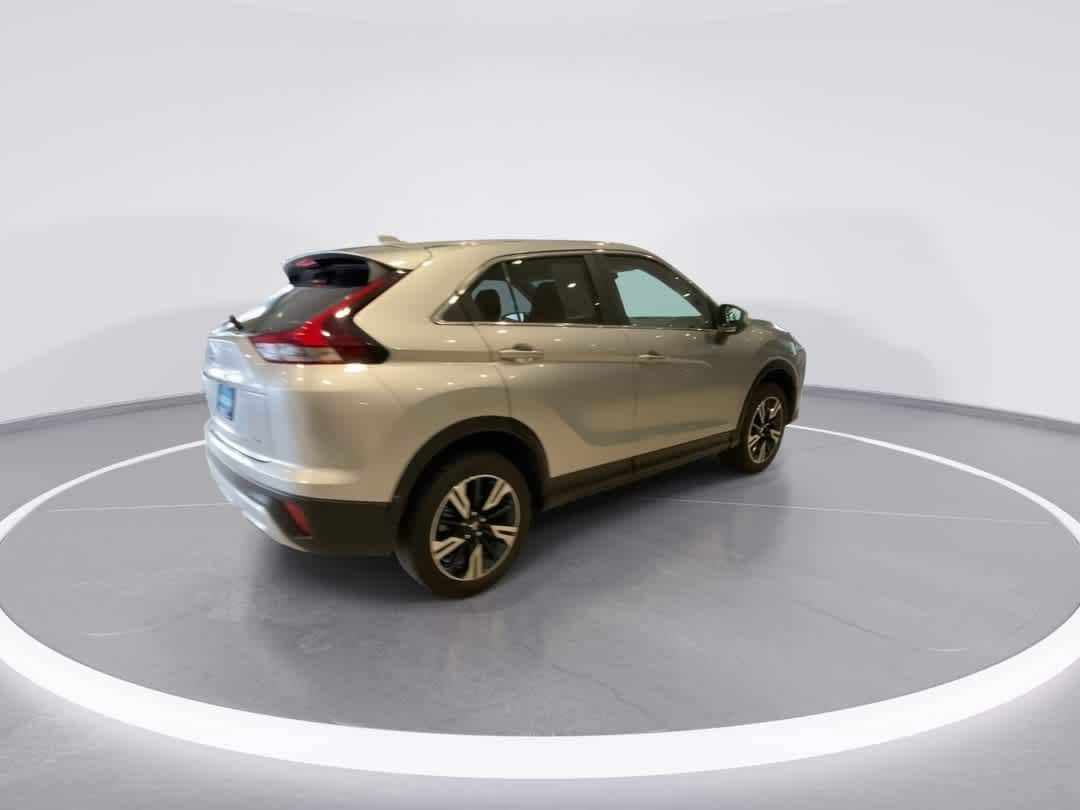 Thumbnail: 2024 Mitsubishi Eclipse Cross - 8