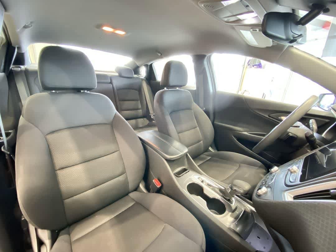 Thumbnail: 2023 Chevrolet Malibu - 26