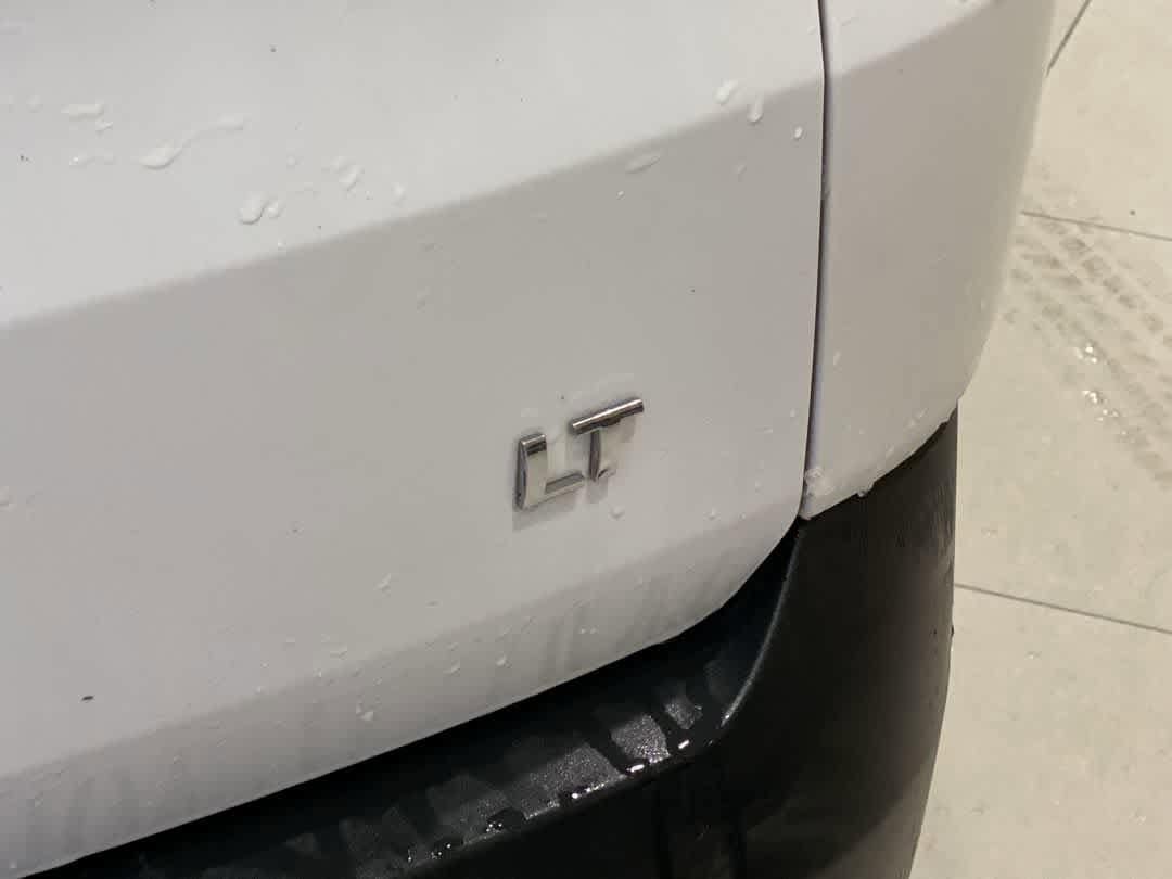 Thumbnail: 2020 Chevrolet Traverse - 12