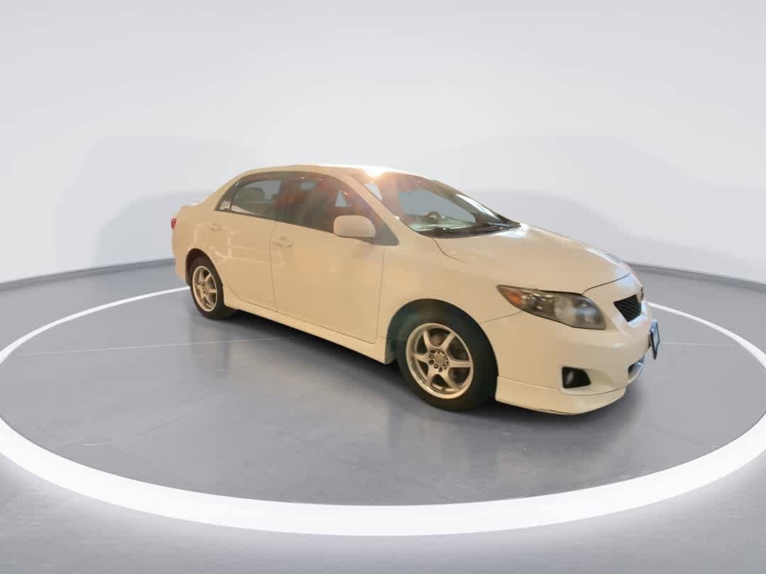 Thumbnail: 2010 Toyota Corolla - 2