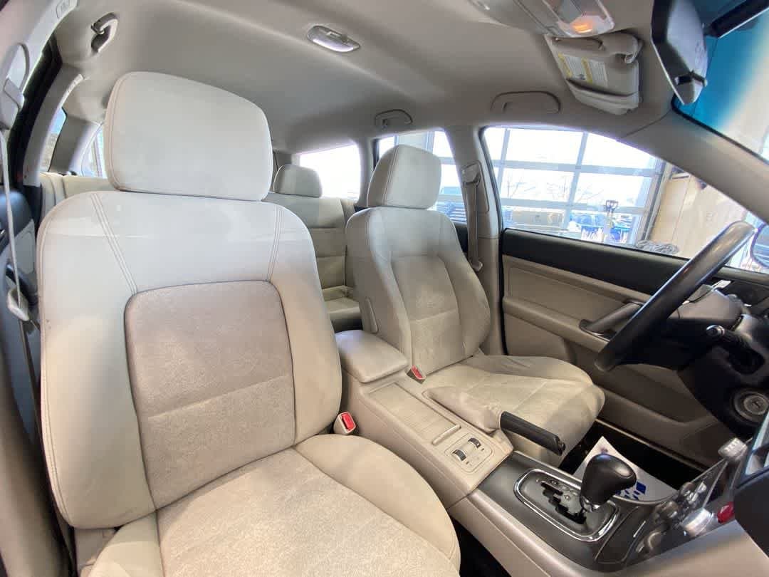 Thumbnail: 2009 Subaru Outback - 25