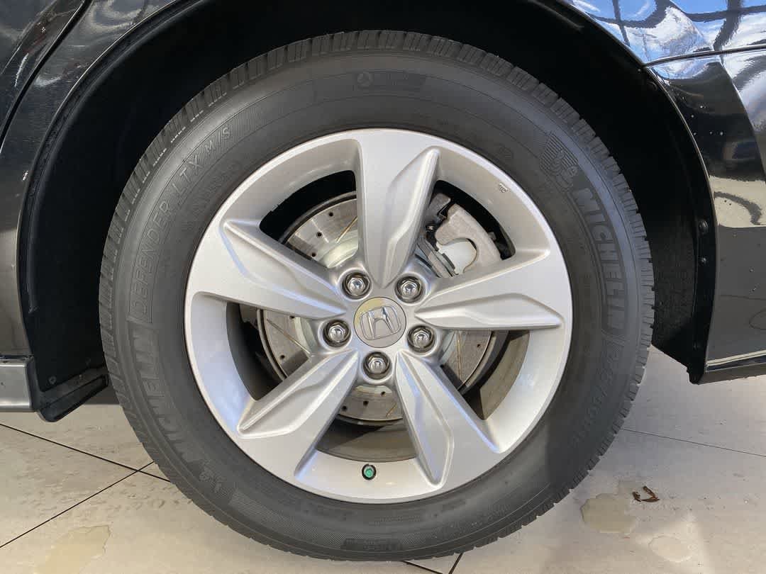 Thumbnail: 2018 Honda Odyssey - 10