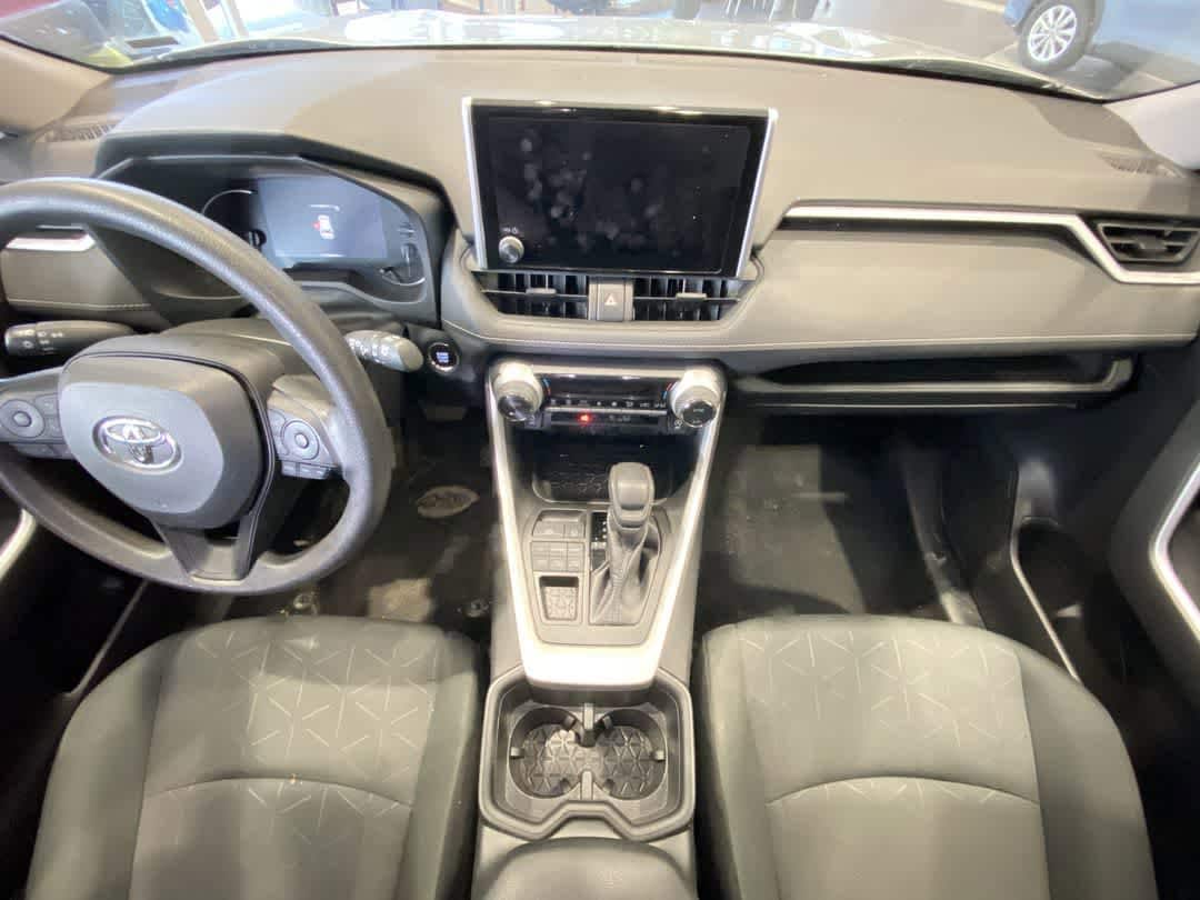 Thumbnail: 2024 Toyota RAV4 - 23