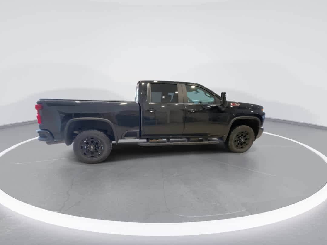 Thumbnail: 2021 Chevrolet Silverado 2500 - 9