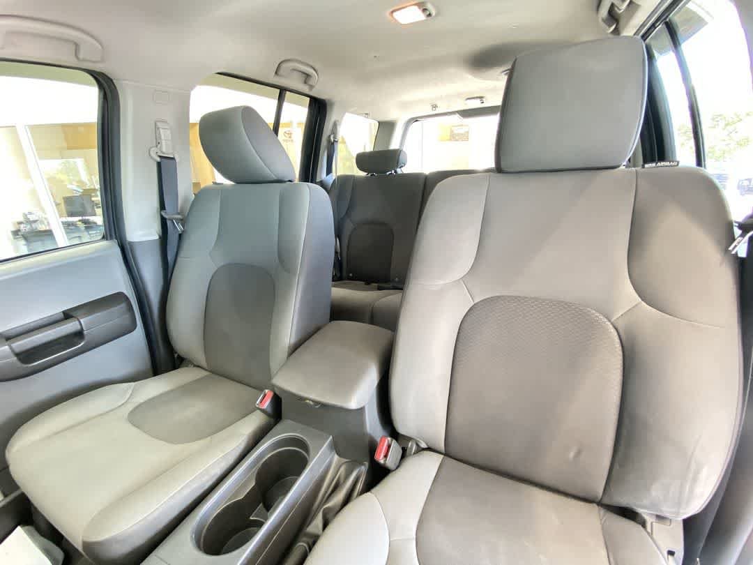 Thumbnail: 2010 Nissan Xterra - 14