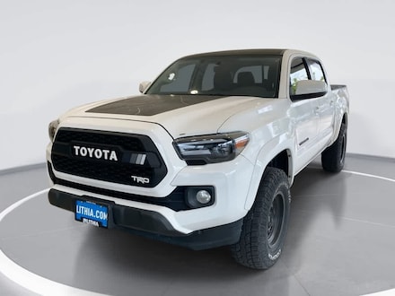 2016 Toyota Tacoma SR5 V6 Truck Double Cab