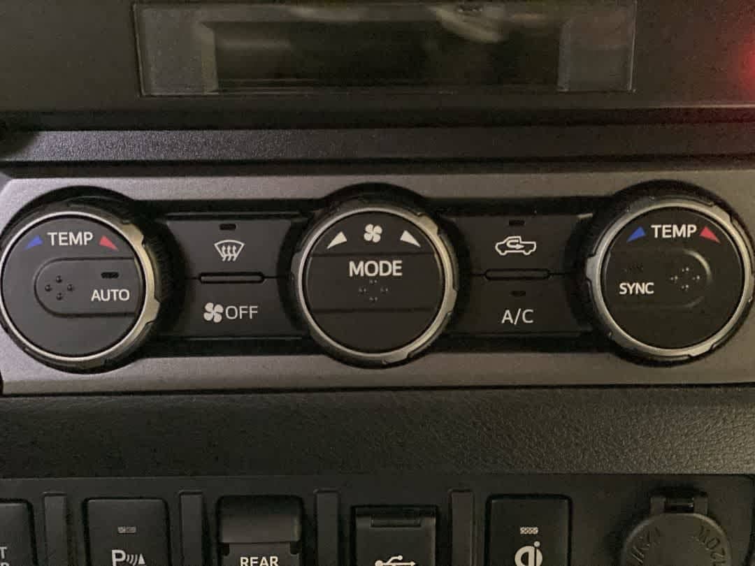 2023 Toyota Tacoma TRD Off Road - Photo 22