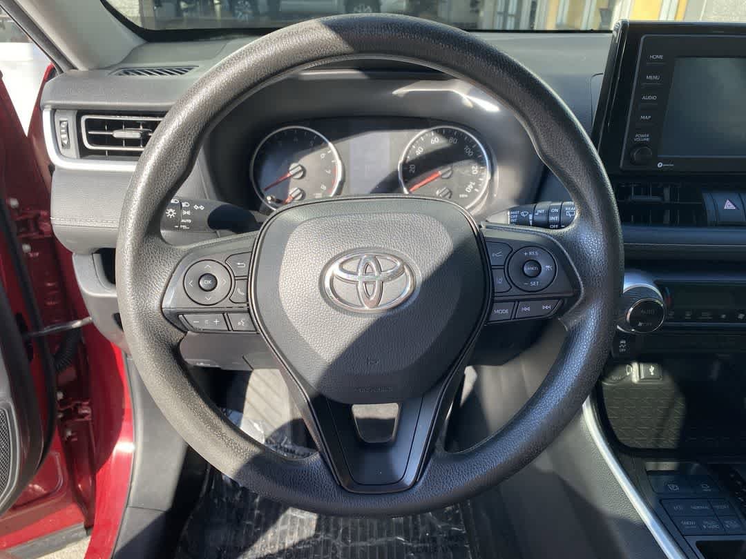 Thumbnail: 2022 Toyota RAV4 - 16