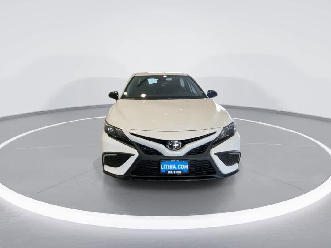 2024 Toyota Camry SE photo 3