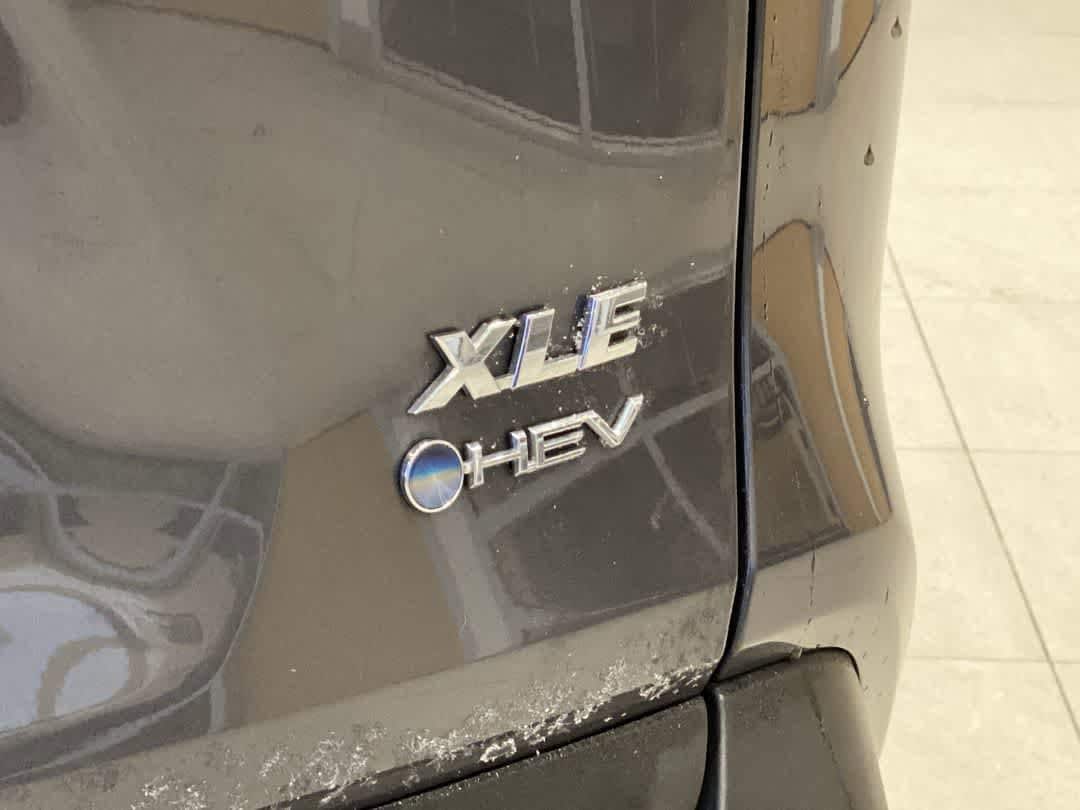 Thumbnail: 2025 Toyota RAV4 - 12