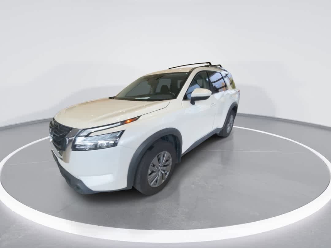2022 Nissan Pathfinder SV photo 4