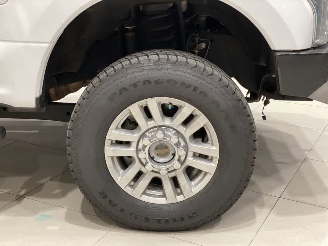 Thumbnail: 2017 Ford F-350 - 13