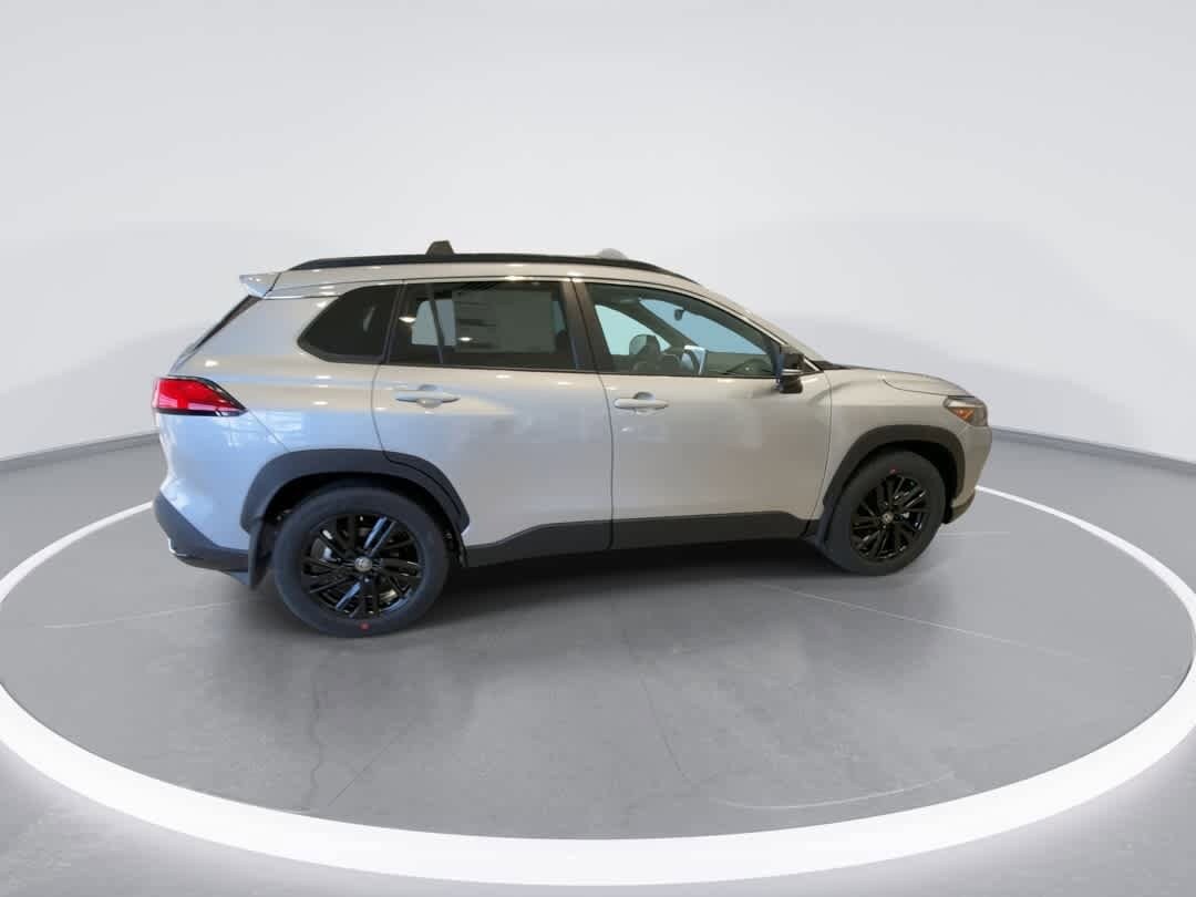Thumbnail: 2026 Toyota Corolla Cross - 9