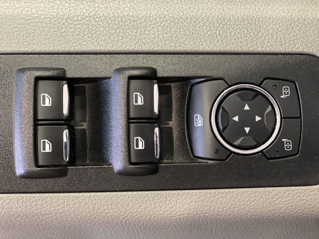 Thumbnail: 2017 Ford F-150 - 15