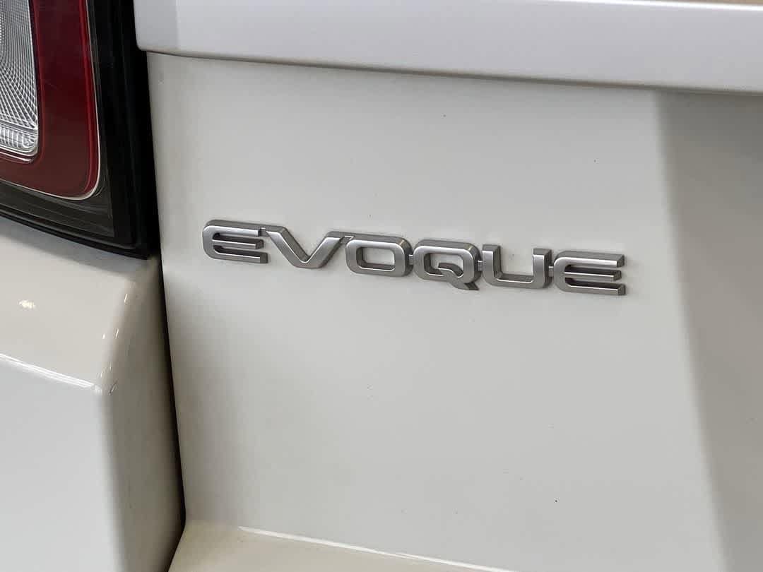 Thumbnail: 2016 Land Rover Range Rover Evoque - 11