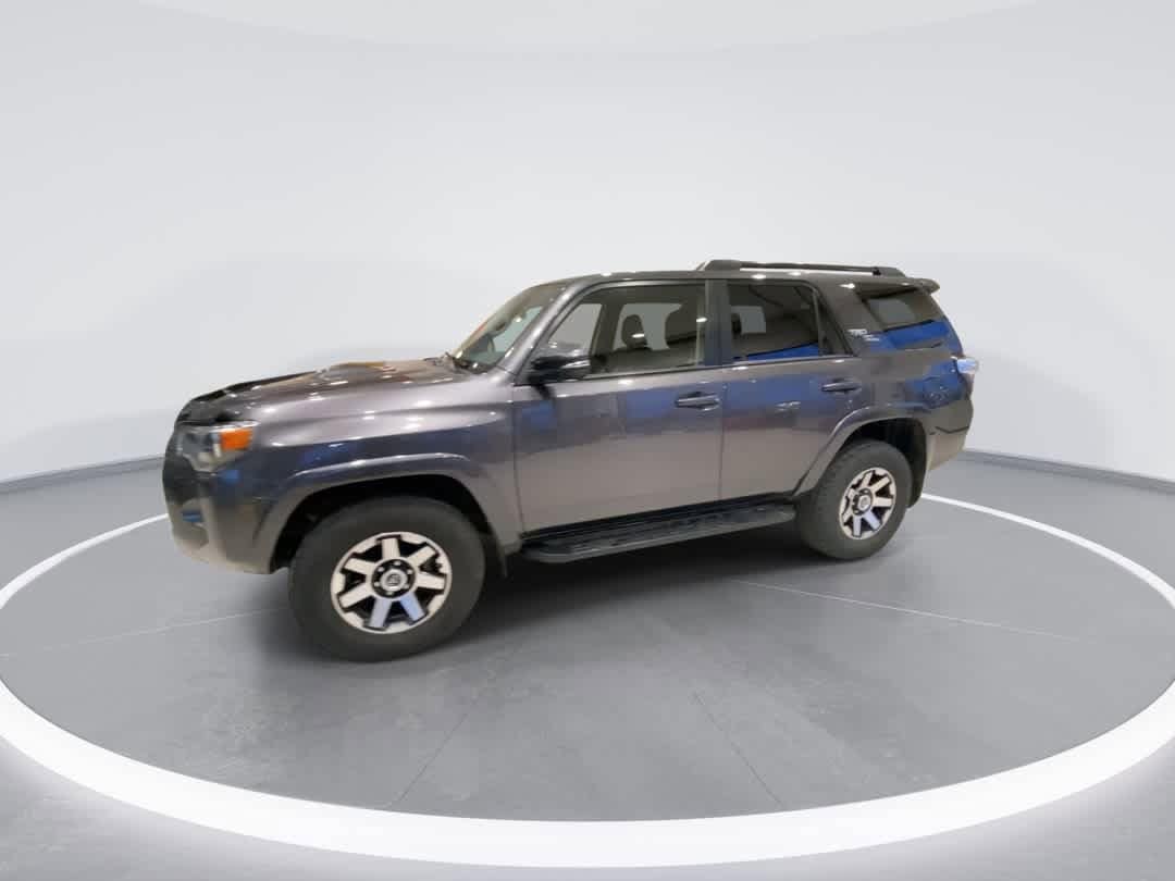 Thumbnail: 2019 Toyota 4Runner - 4