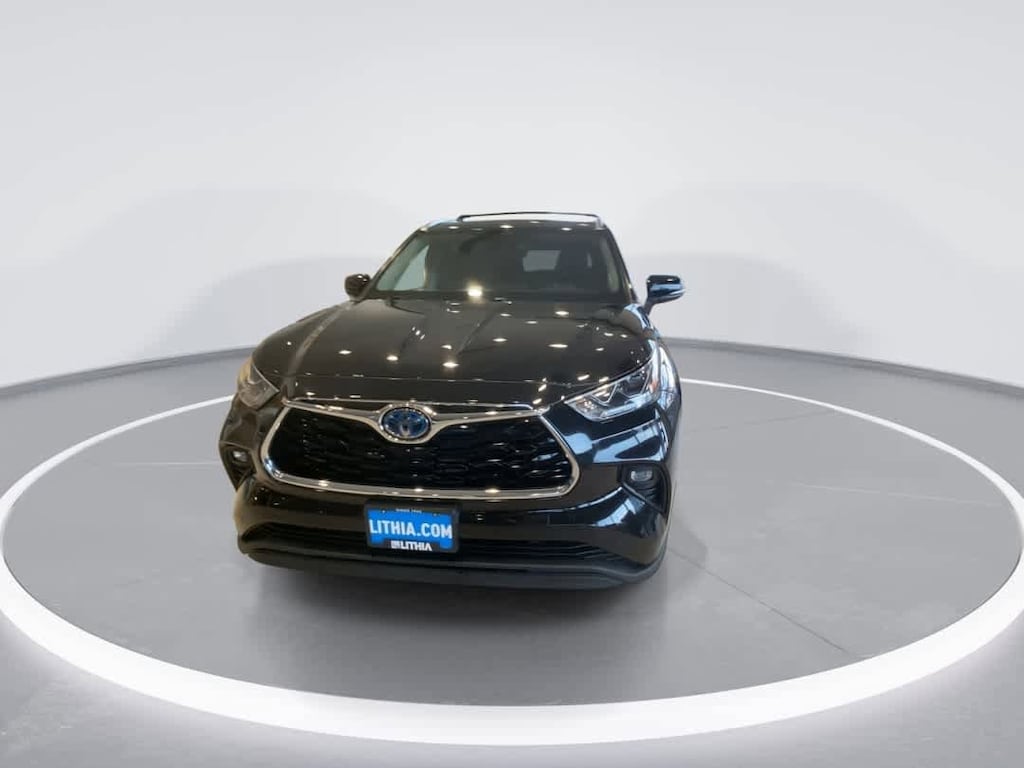 Used 2023 Toyota Highlander Hybrid Limited SUV