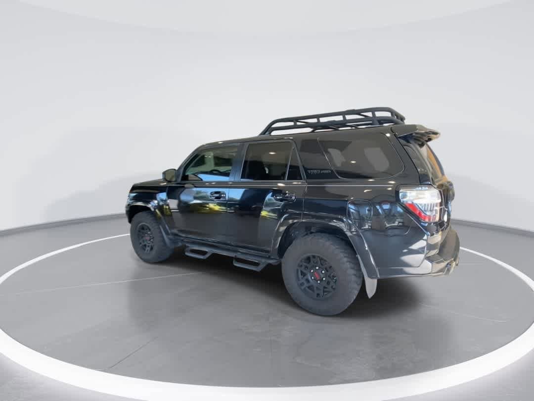 Thumbnail: 2019 Toyota 4Runner - 6