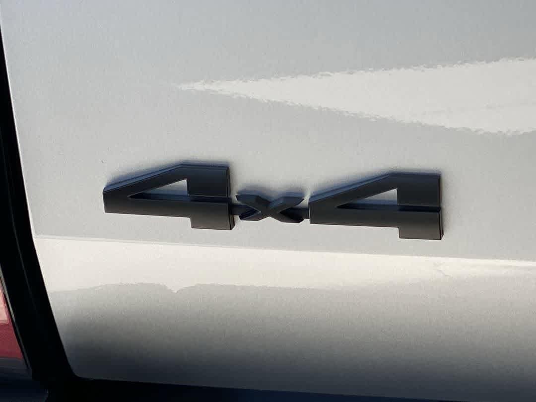 Thumbnail: 2024 Toyota Tundra - 11