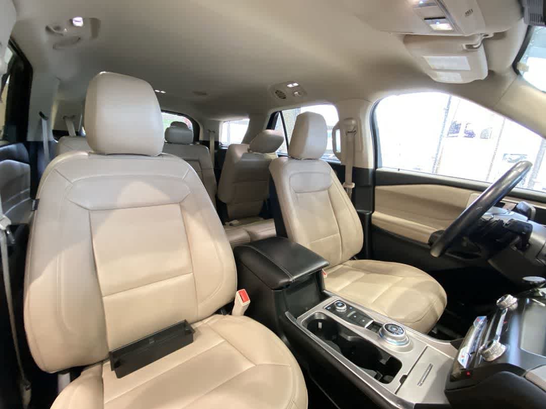 Thumbnail: 2020 Ford Explorer - 28