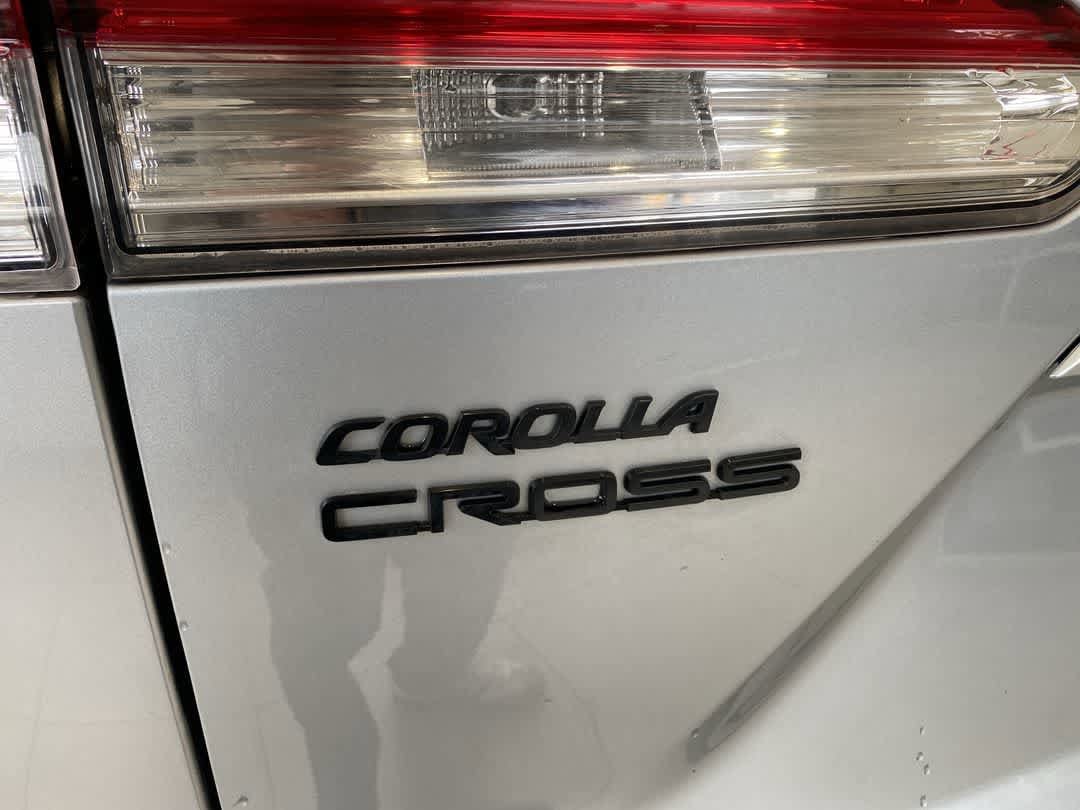 Thumbnail: 2022 Toyota Corolla Cross - 10