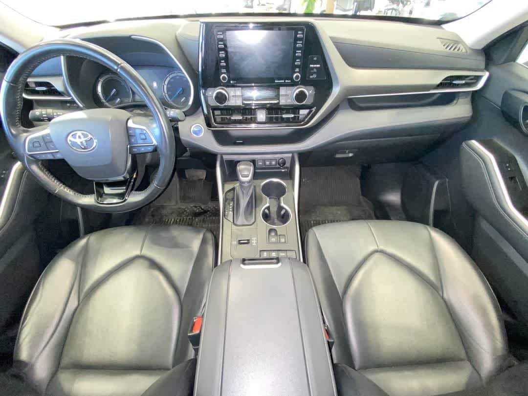 Thumbnail: 2021 Toyota Highlander - 23