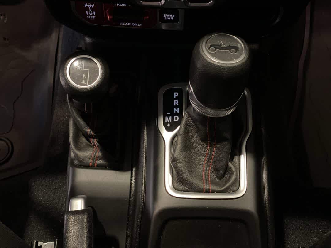 Thumbnail: 2018 Jeep Wrangler - 21