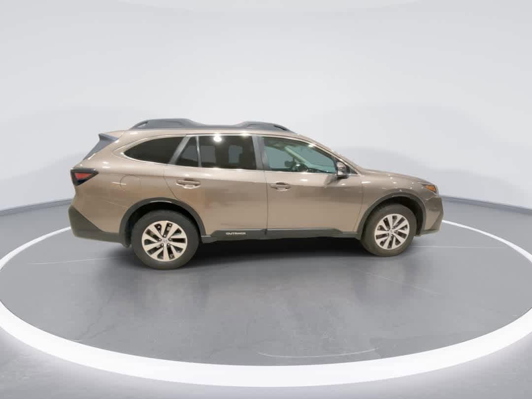 Thumbnail: 2022 Subaru Outback - 9