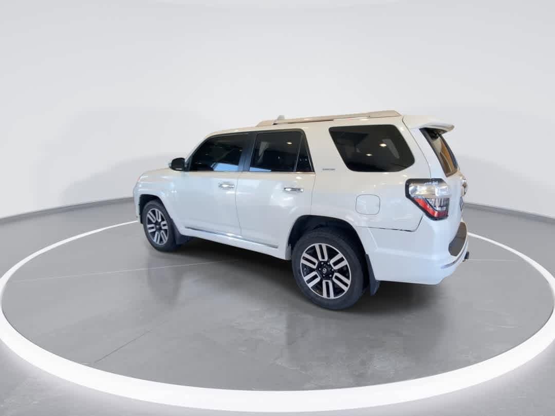 Thumbnail: 2021 Toyota 4Runner - 6
