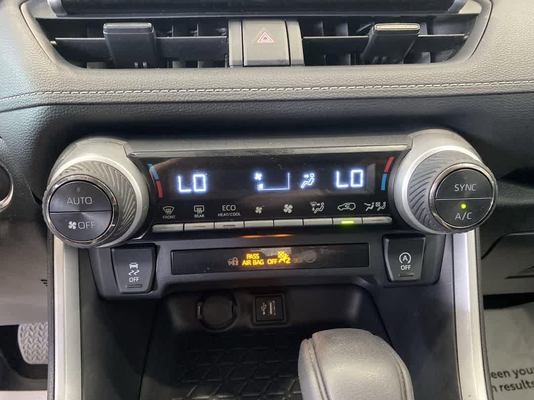 Thumbnail: 2024 Toyota RAV4 - 19