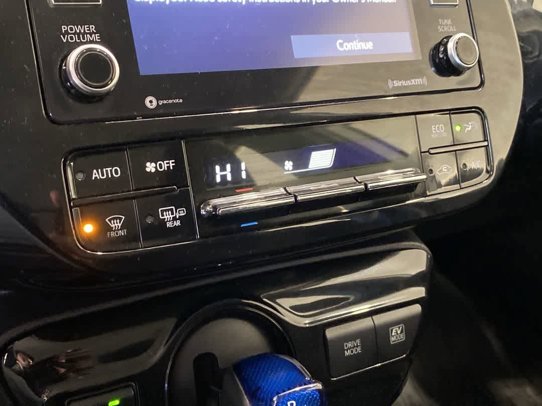 Thumbnail: 2021 Toyota Prius - 18