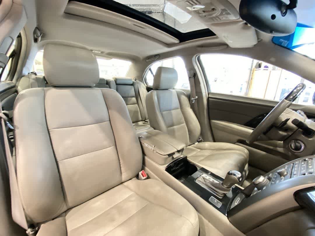 Thumbnail: 2010 Acura RL - 28
